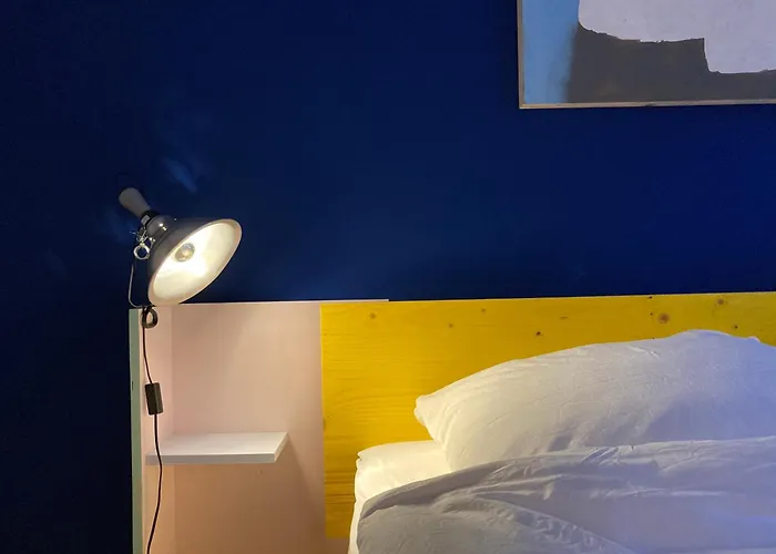 Sueper In Halles Altstadt Mit Blick Aufs Haendelhaus * Halle (Saale)